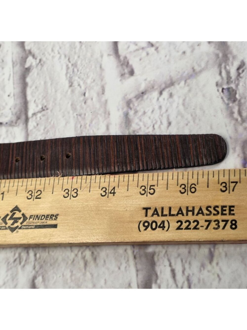 Trafalgar Leather Belt Men Size 32 Brown Gold Buckle Ribbed Texture Made In USA - Picture 9 of 10